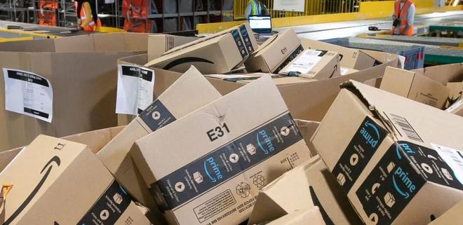 出局三年暴省126亿！机器人大军入厂新葡京娱乐场app全美60万岗人类(图5)